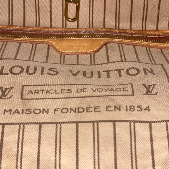 Louis Vuitton Neverfull GM Tote Monogram 15.7 x 13 x 7.9 inches - Picture 4 of 4
